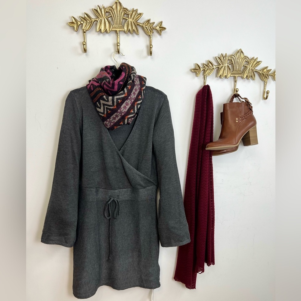 🆕Grey knit draw string sweater dress M